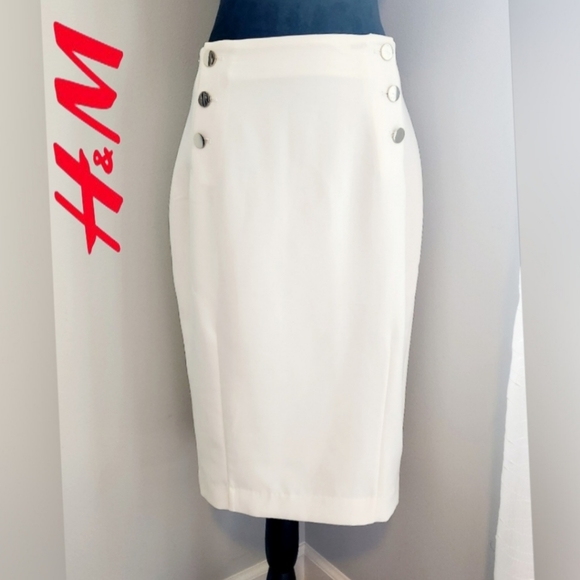 H&M Dresses & Skirts - NWOT H&M Button Front Pencil Skirt Size 12
